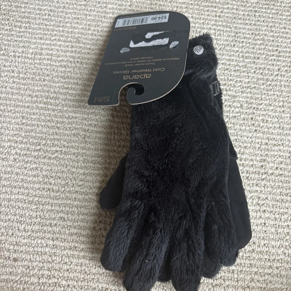 NWT Apana Cold Weather Active Black Fleece Touch Gloves S/M $24